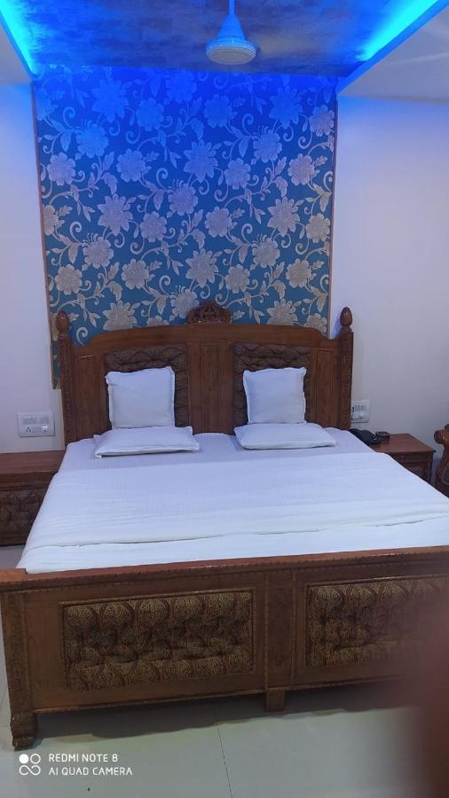 Hotel Shalimar Executive, Uran Islampur Peth  Экстерьер фото